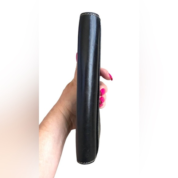 Beautiful Kate Spade Black Italian Leather Wallet - Picture 8 of 12